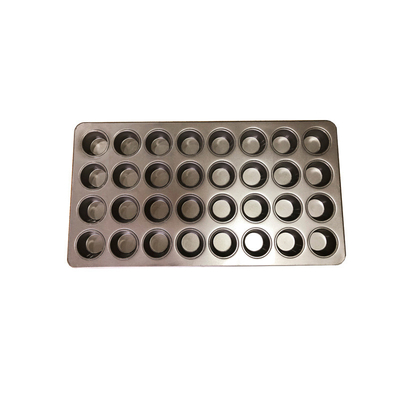 RK Bakeware China Foodservice NSF 24 Tazas 5 Oz. Pantalla de muffins Jumbo de acero aluminizado glaseado / Mini Pantalla de muffins