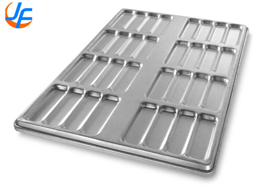 RK Bakeware China-52435 Envidrazado No adhesivo 18 Moldeado Acero Aluminizado Hot Dog Bun Pan Tray