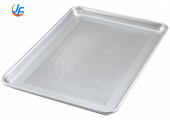 RK Bakeware China Foodservice bandejas de horneado perforadas de aluminio, 600 x 400 mm bandejas de aluminio