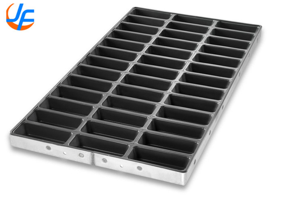 RK Bakeware China-42865 Chicago Metallic 48 Cup 2.2 oz. acero acristalado aluminizado especial brownie mordedura sartén