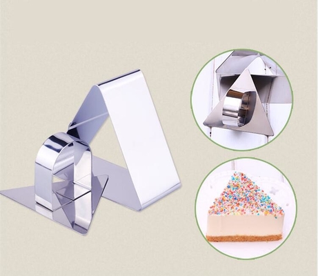 RK Bakeware China Foodservice NSF Triángulo Mousse Ring Ring de Acero inoxidable Molde de anillo de corte de galletas Molde de pastel Bakeware